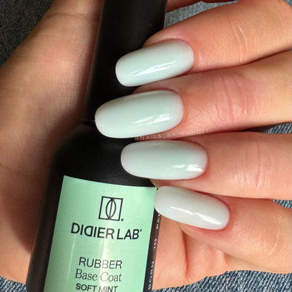 Rubber Base gél lakk alap valódi gumival, Soft Mint, 10ml